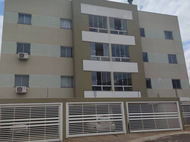 #154 - Apartamento para Venda em Cascavel - PR - 2